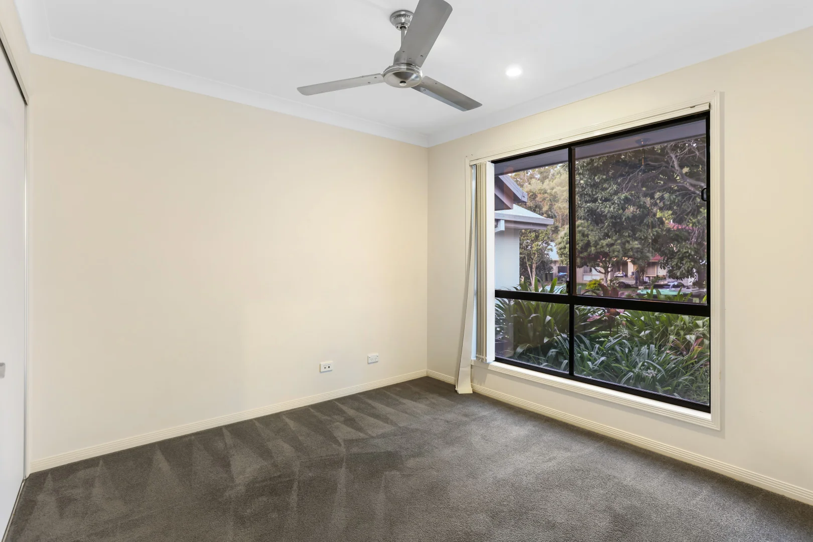 Additional image 10 of 34 Victoria Drive, Pacific Pines QLD 4211