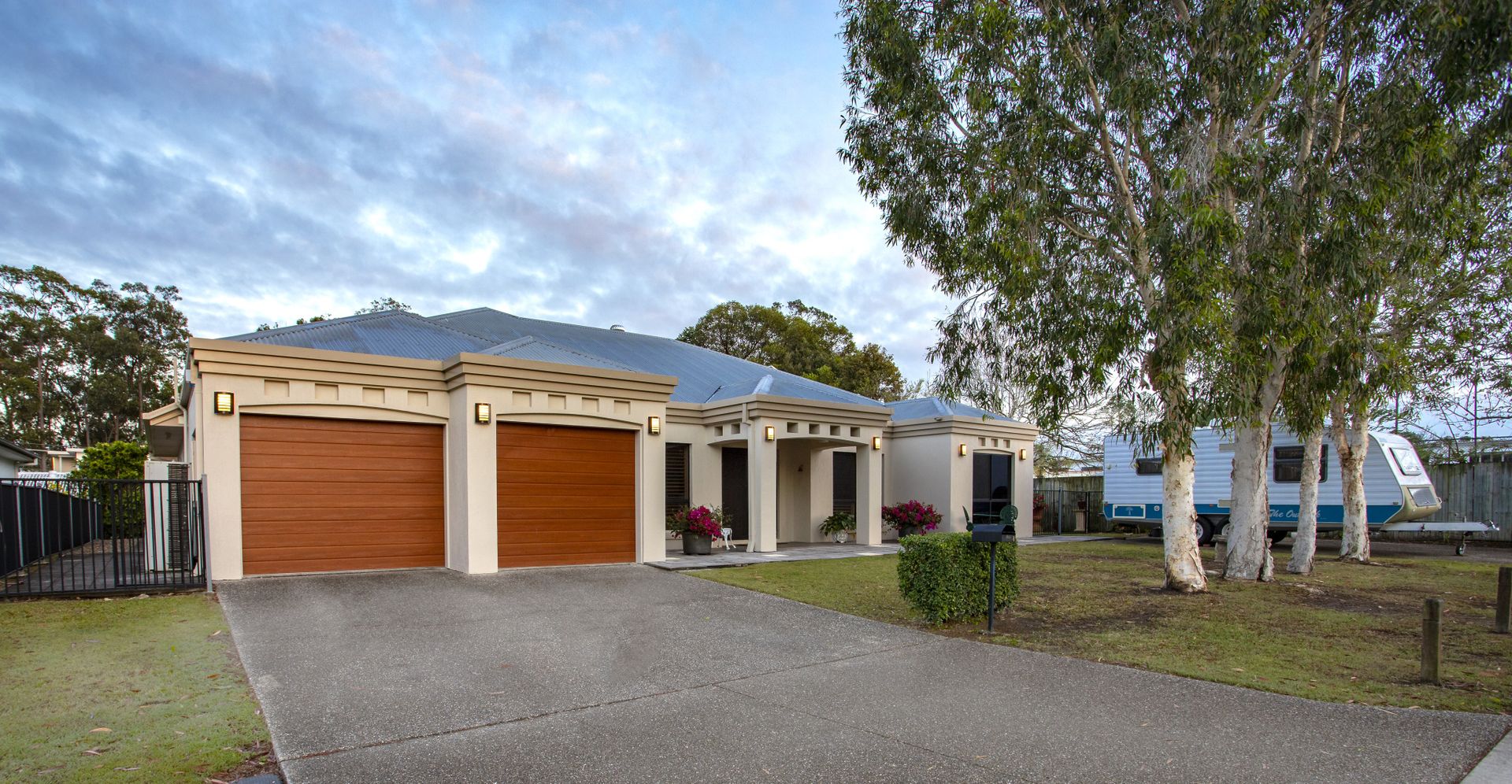 8 Fallon Court Calamvale Property History Address Research Domain