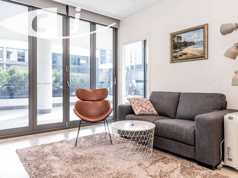 3 bedrooms Apartment / Unit / Flat in 715/11 Wentworth Place WENTWORTH POINT NSW, 2127