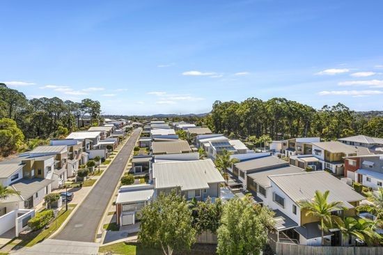 3 bedrooms Townhouse in 51/37 Slobodian ave EIGHT MILE PLAINS QLD, 4113