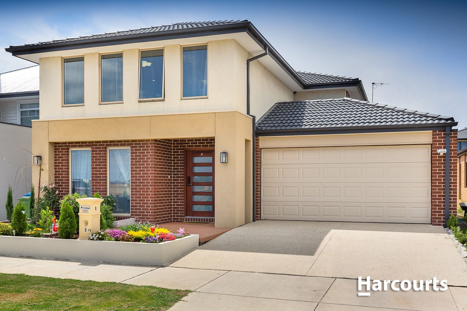 8 Marshflower Crescent, Clyde North VIC 3978, Image 0