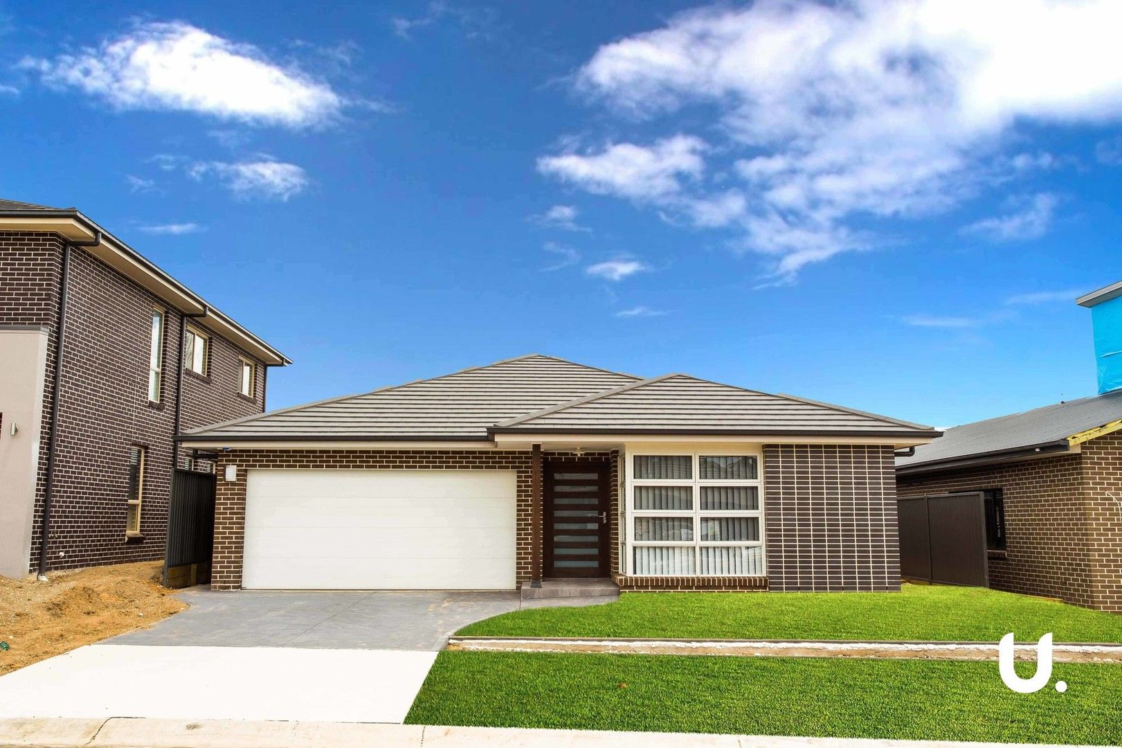 4 bedrooms House in 40 Stellaria Street MARSDEN PARK NSW, 2765