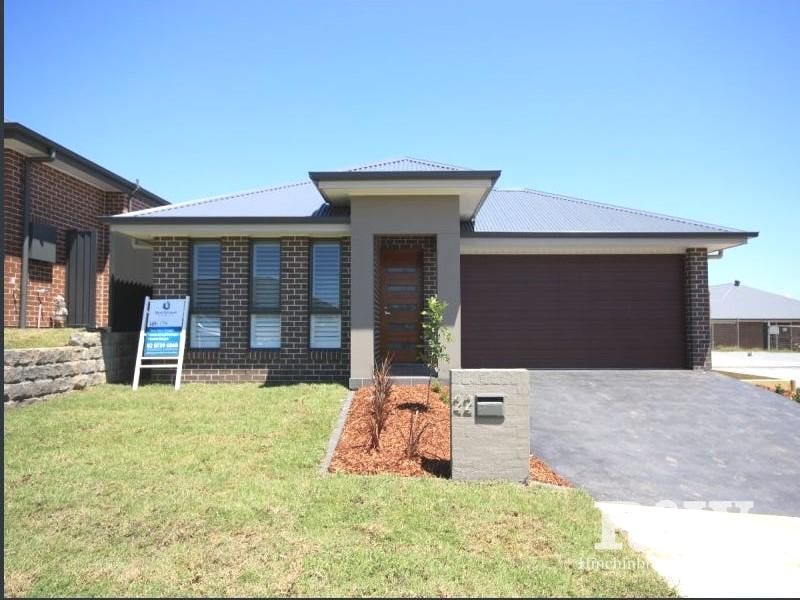 4 bedrooms House in 22 Correa Circuit GREGORY HILLS NSW, 2557