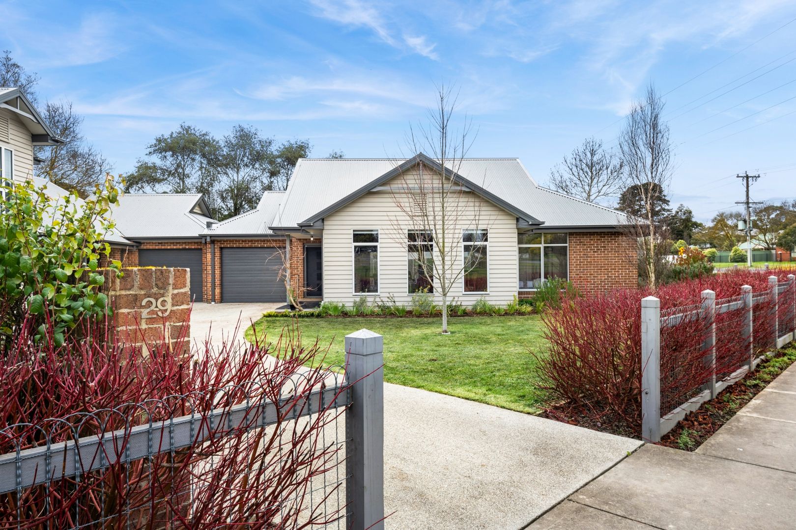 2/29 Buckland Street, Woodend VIC 3442