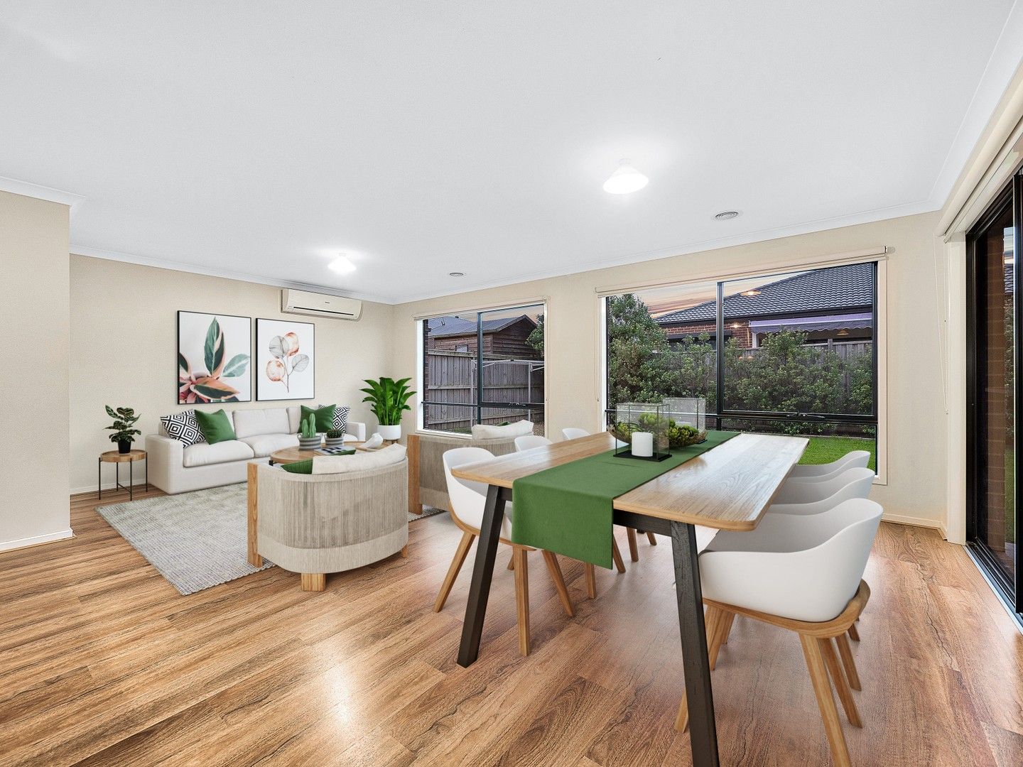 4 bedrooms House in 12 Walbrook Drive CLYDE NORTH VIC, 3978