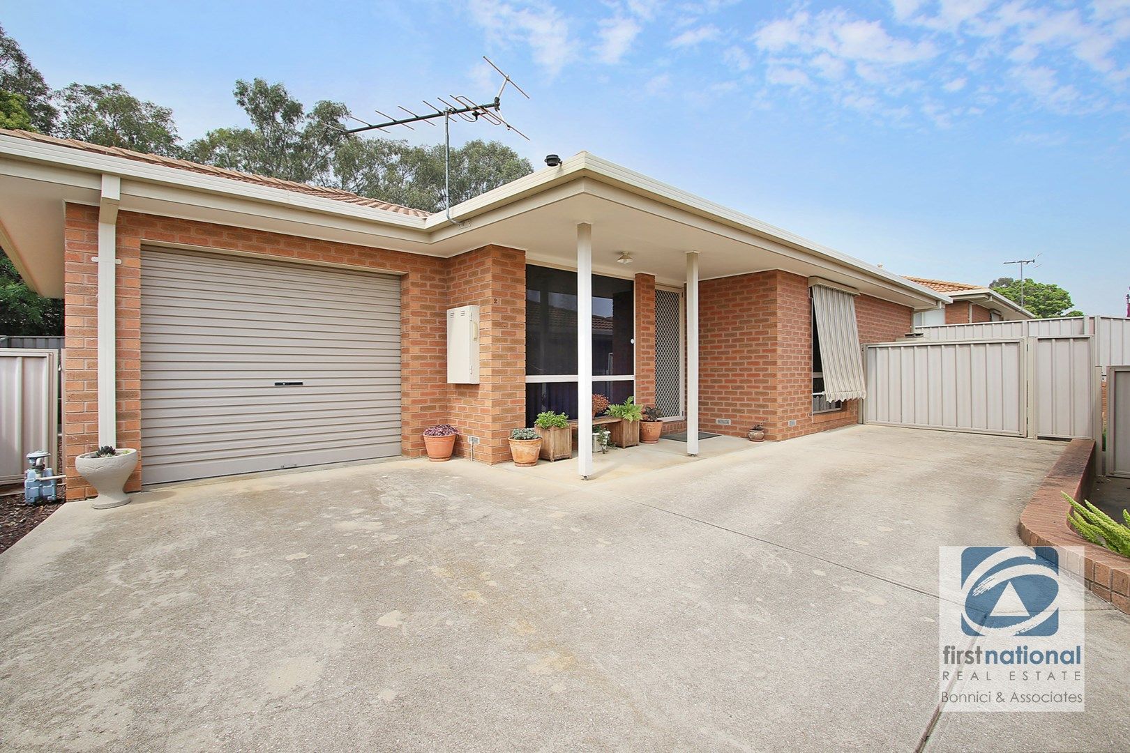 2/21 Kingsbury Court, West Wodonga VIC 3690, Image 0