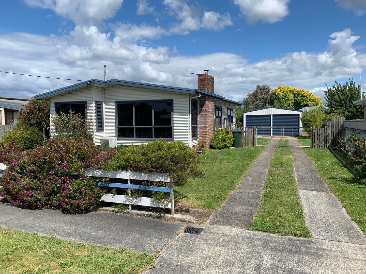 3 bedrooms House in 8 Reid Street WYNYARD TAS, 7325