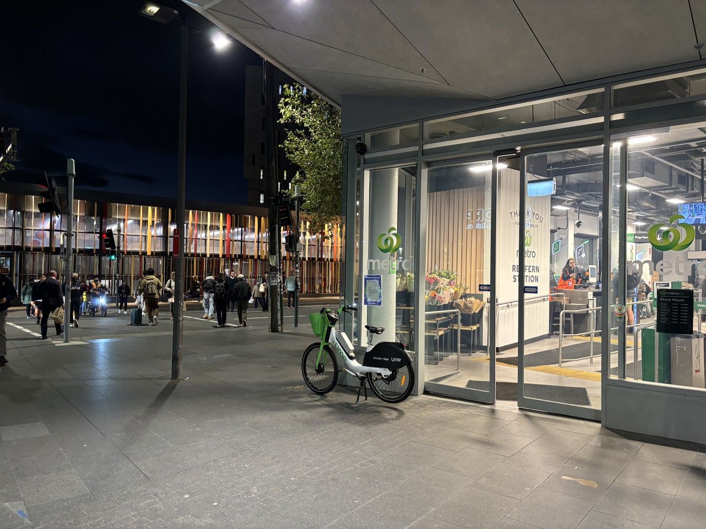 Studio in 903/1 B Lawson Square, REDFERN NSW, 2016