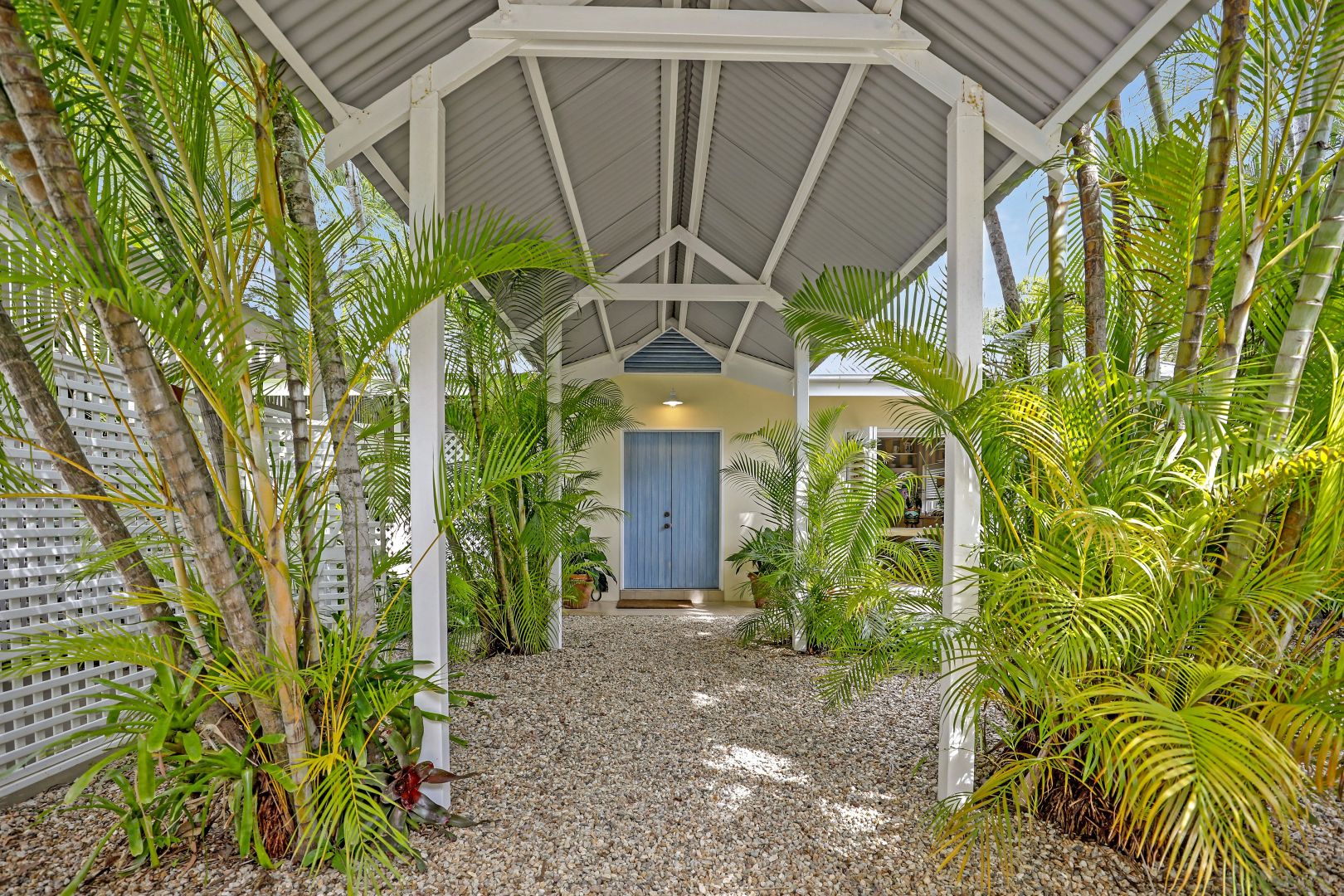 5 Lambus Street, Palm Cove QLD 4879, Image 2