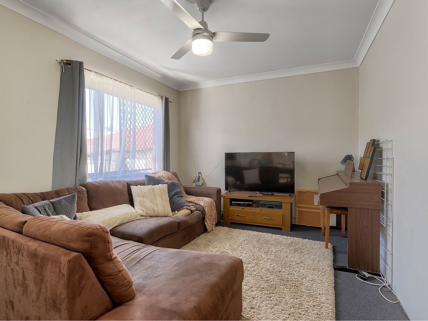 12 Jubilee Street, Stones Corner QLD 4120, Image 2