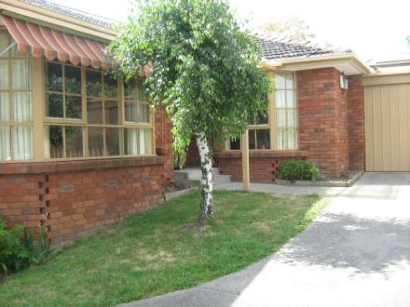 3 bedrooms House in 2/22 Walker Avenue MITCHAM VIC, 3132
