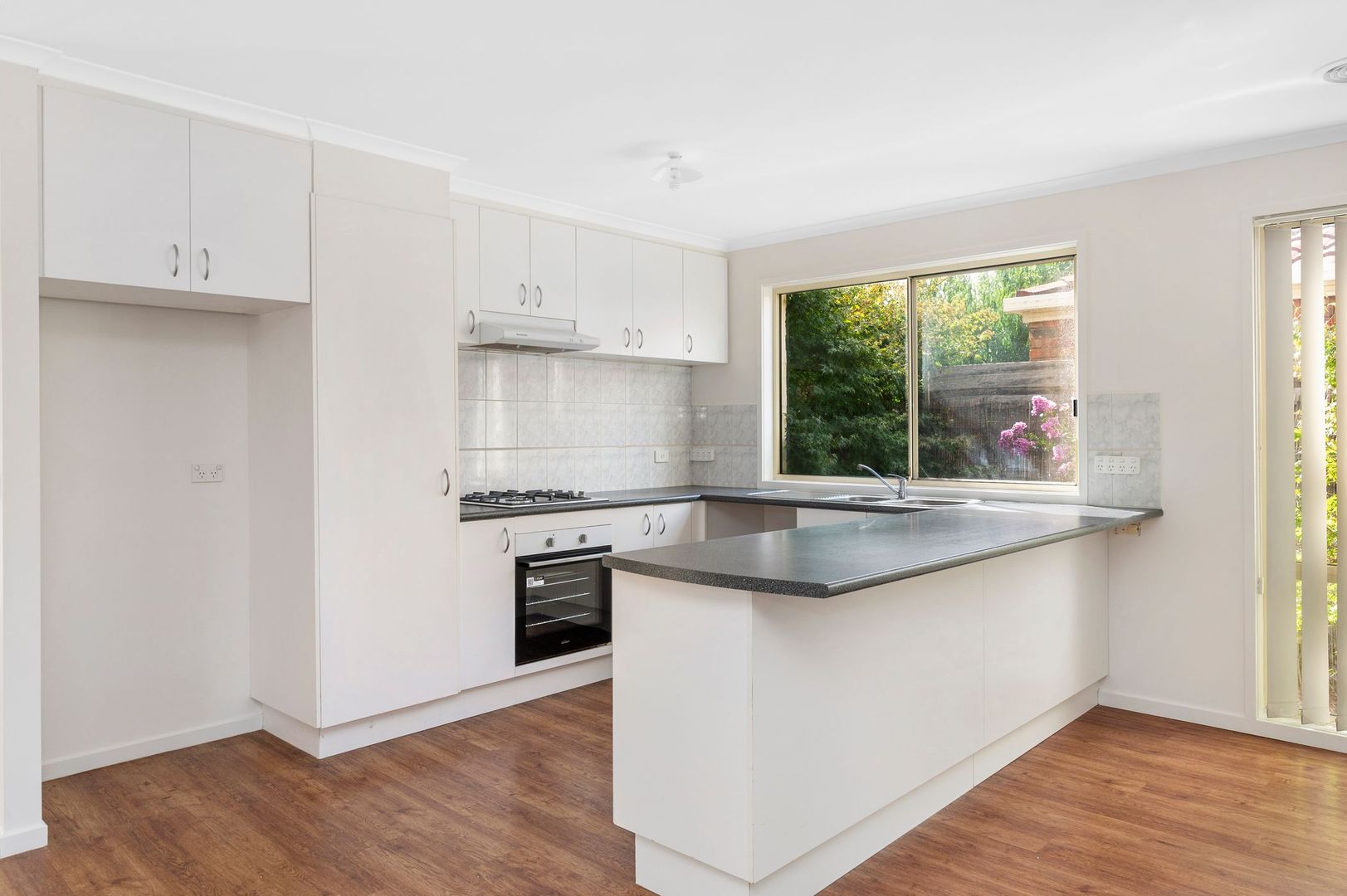 31 Oakbank Boulevard, Whittlesea VIC 3757 House For Rent Domain