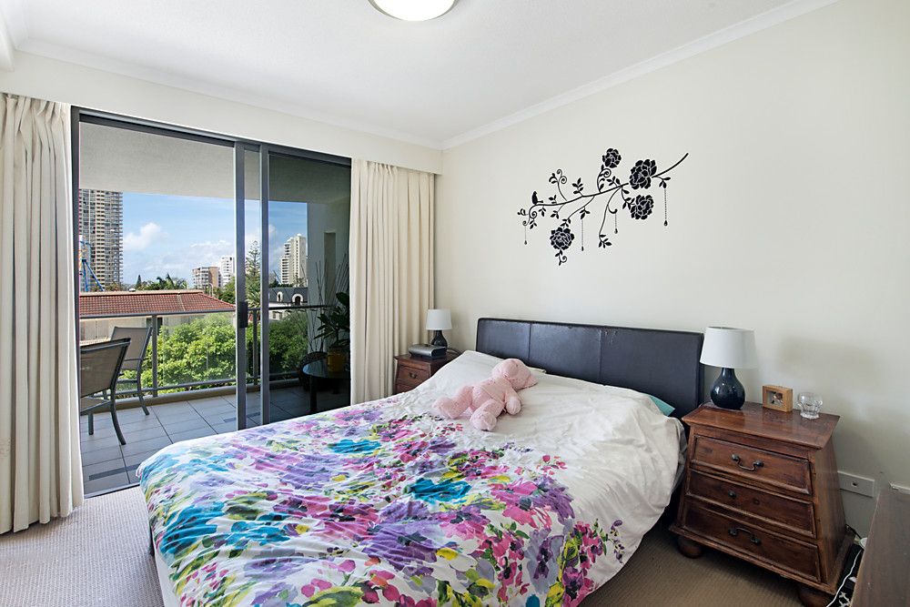 355/21 Cypress Ave, Surfers Paradise QLD 4217, Image 2