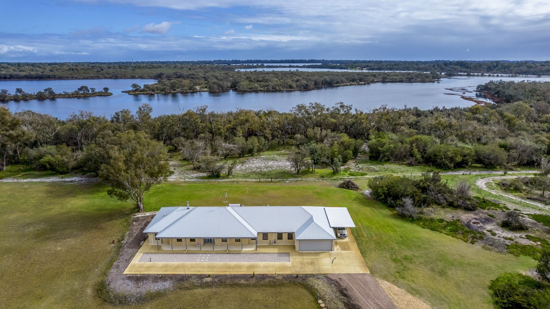 44 Empress Court, Barragup WA 6209, Image 0