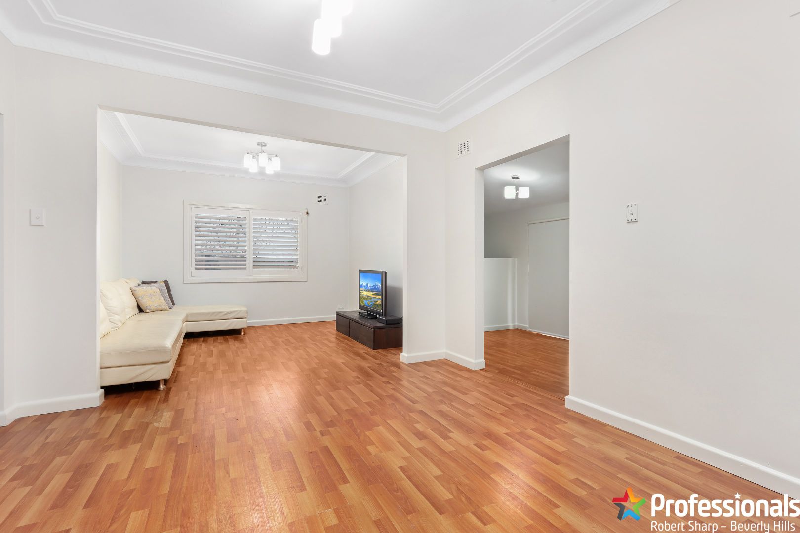 26 Albion Street, Roselands NSW 2196, Image 2