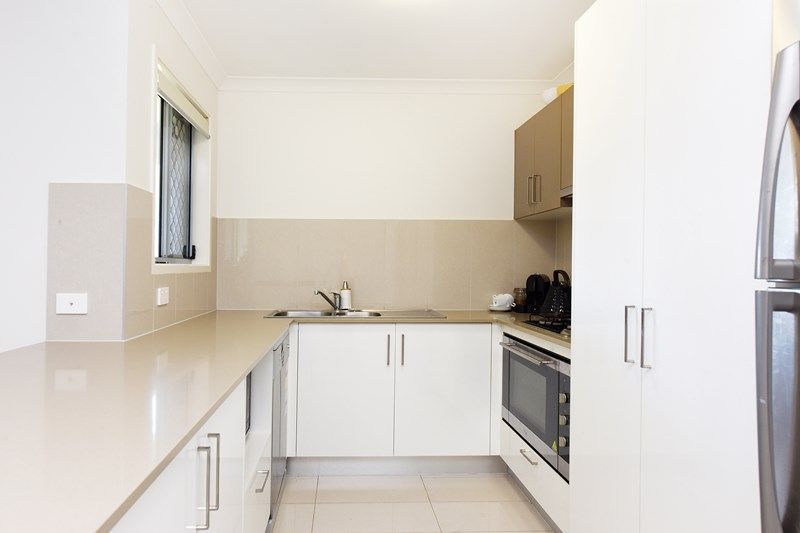 Unit 1/2 Lloyd Street, Beerwah QLD 4519, Image 1