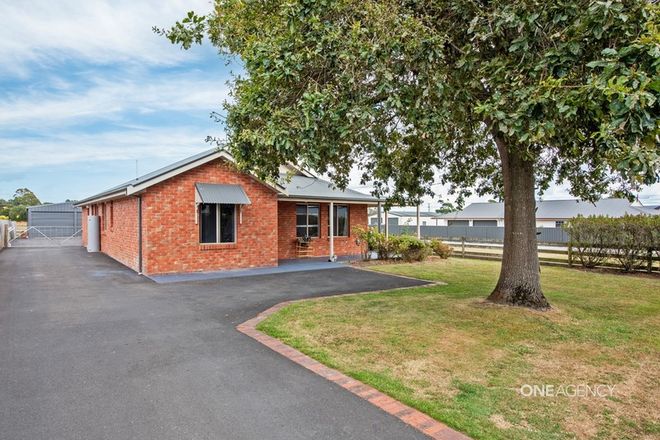 Picture of 8 Rocklyn Road, SMITHTON TAS 7330