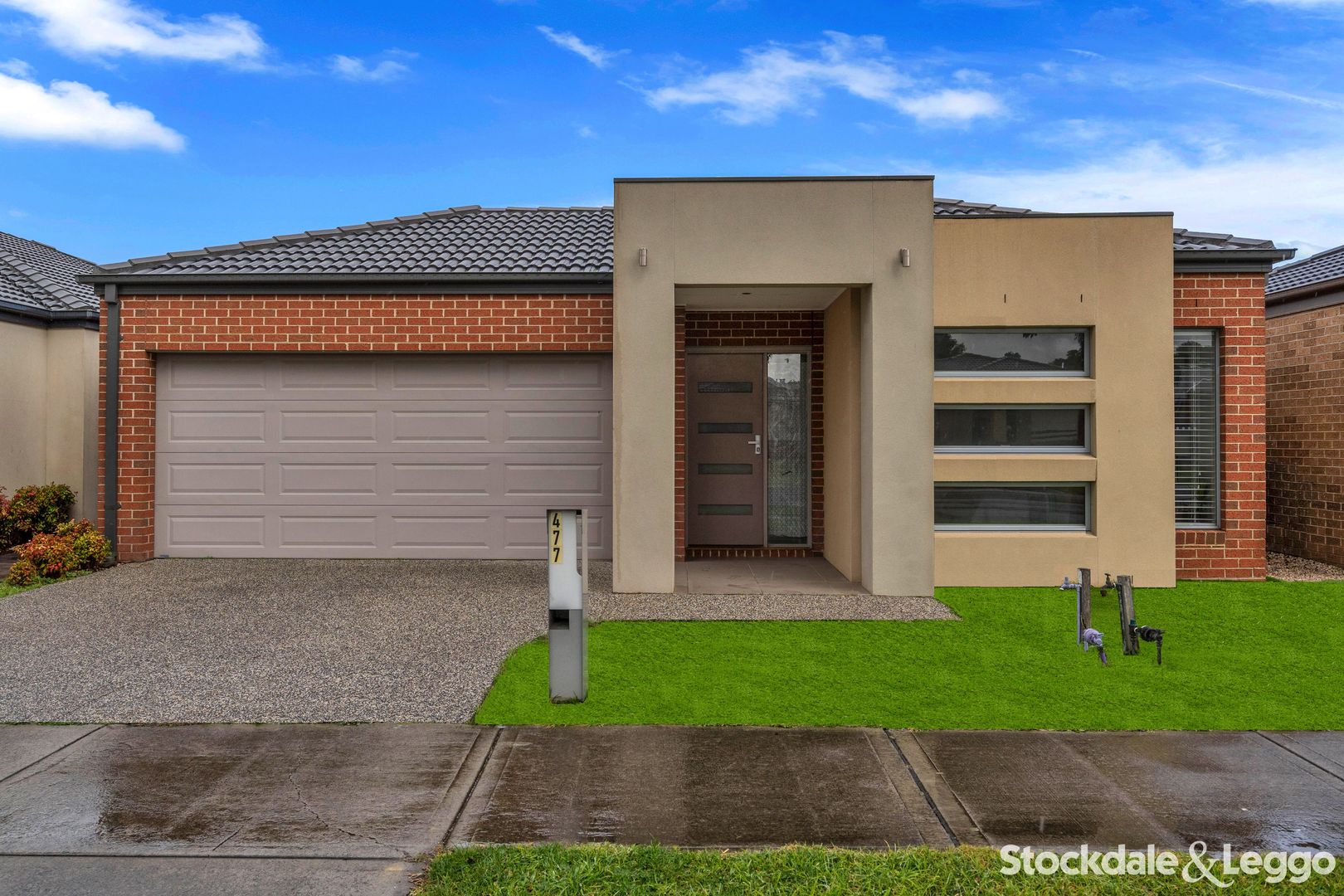 4 bedrooms House in 477 Grand Boulevard CRAIGIEBURN VIC, 3064