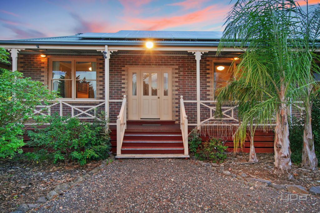 70 Bindowan Drive, Hoppers Crossing VIC 3029, Image 2