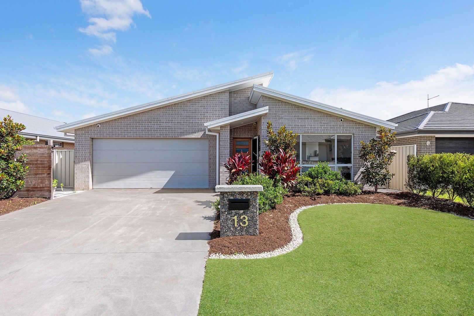 13 Serenity Bay Road, Emerald Beach NSW 2456, Image 0