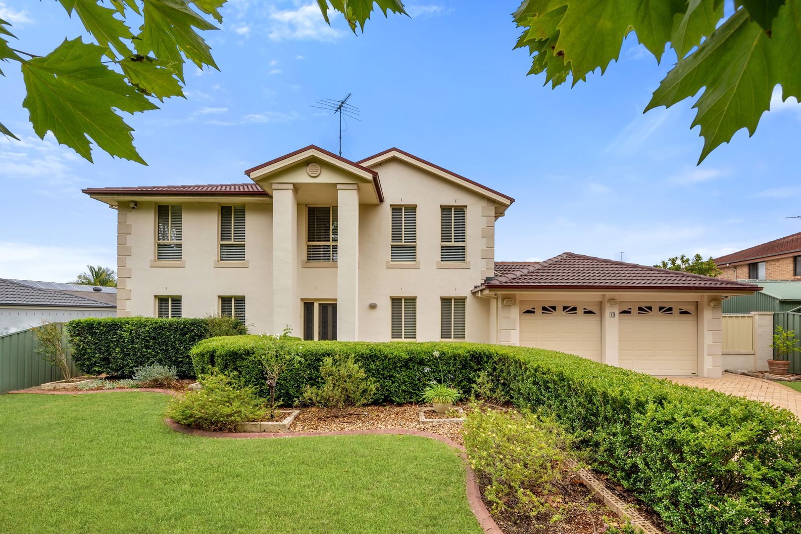 13 Harrington Parkway, Harrington Park Property History & Address