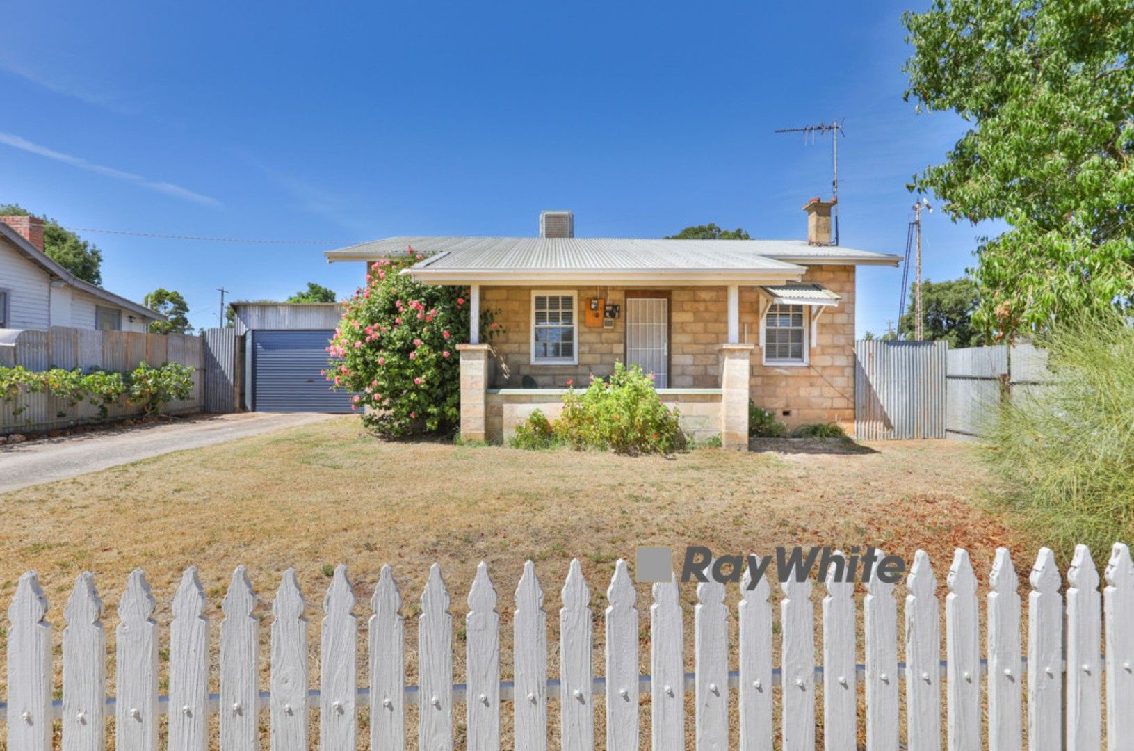 22 Railway Terrace, Ouyen VIC 3490 Domain