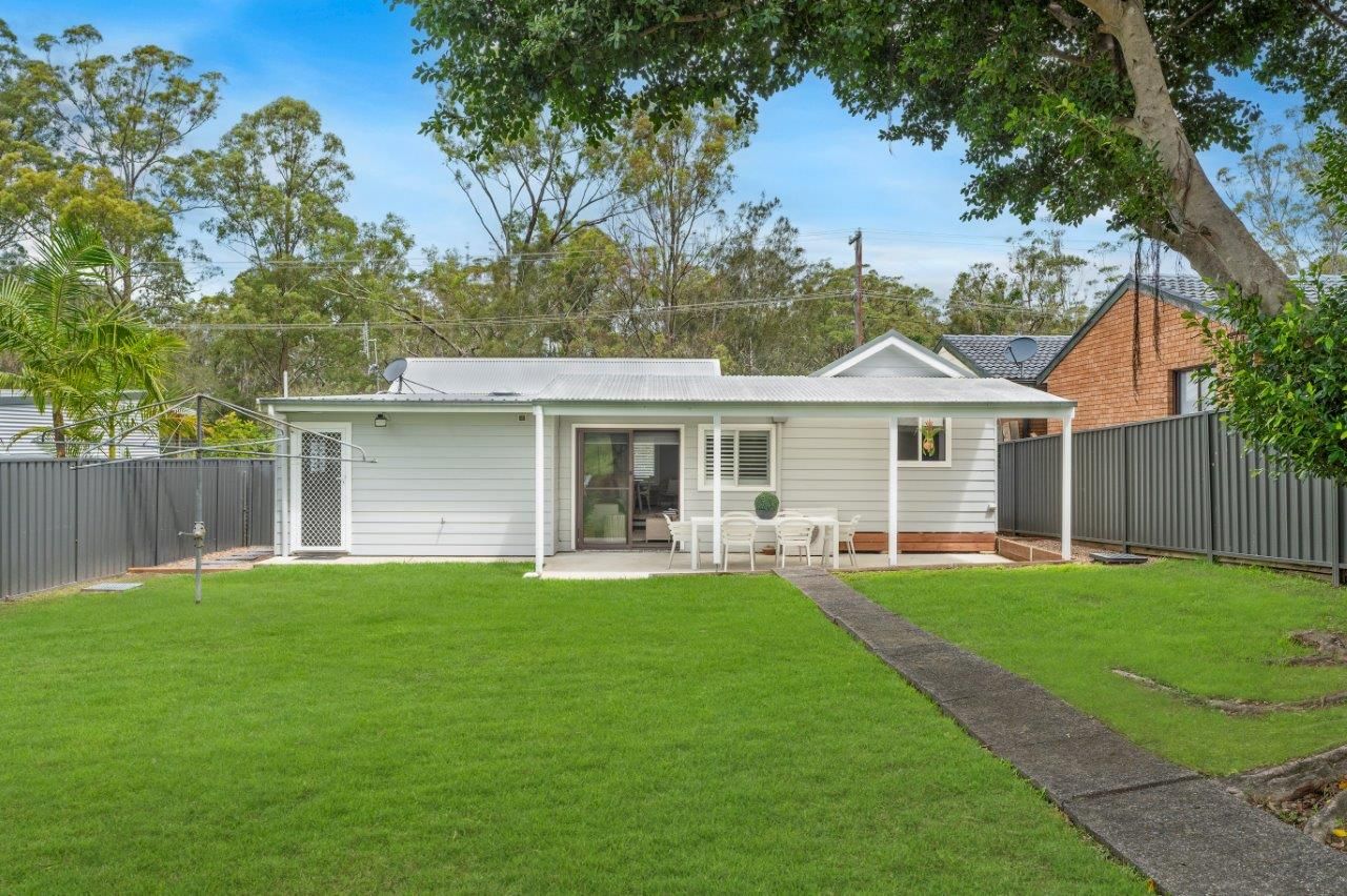 35 Geoffrey Road, Chittaway Point NSW 2261, Image 2