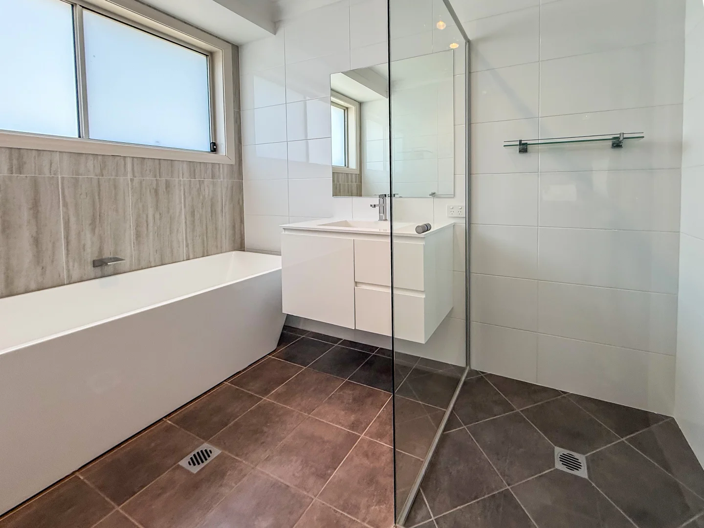 Additional image 8 of 1 Grand Meadows Drive, Tamworth NSW 2340