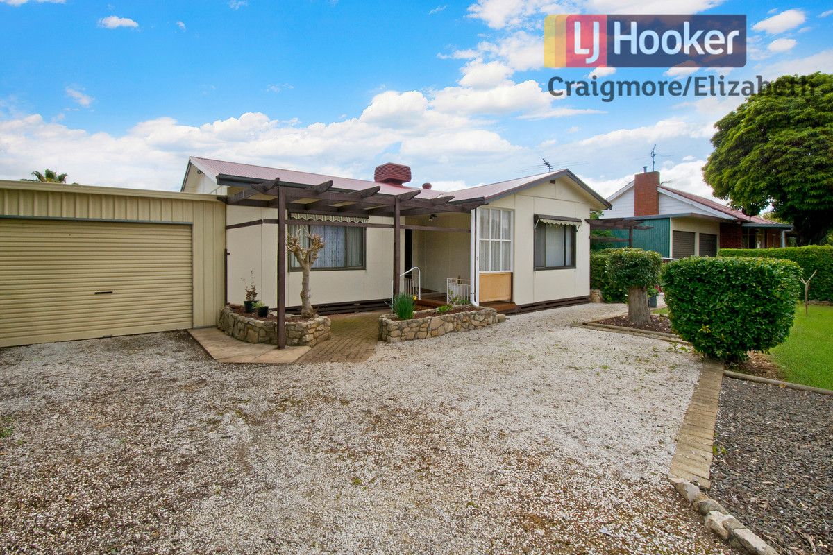 11 Barton Road, Elizabeth Downs SA 5113, Image 1