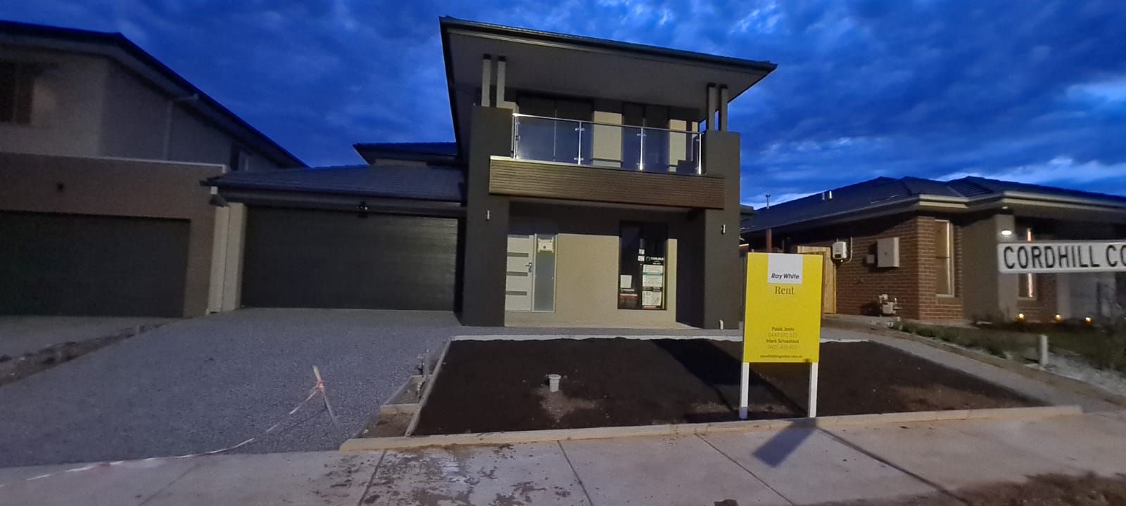 4 bedrooms House in 8 Cordhill Circuit AINTREE VIC, 3336