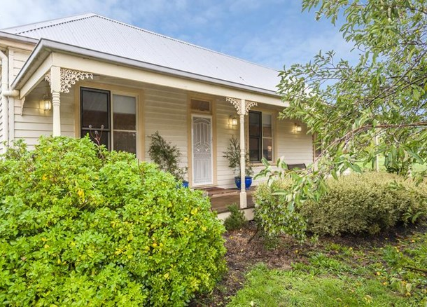 74 Old Lancefield Road, Woodend North VIC 3442