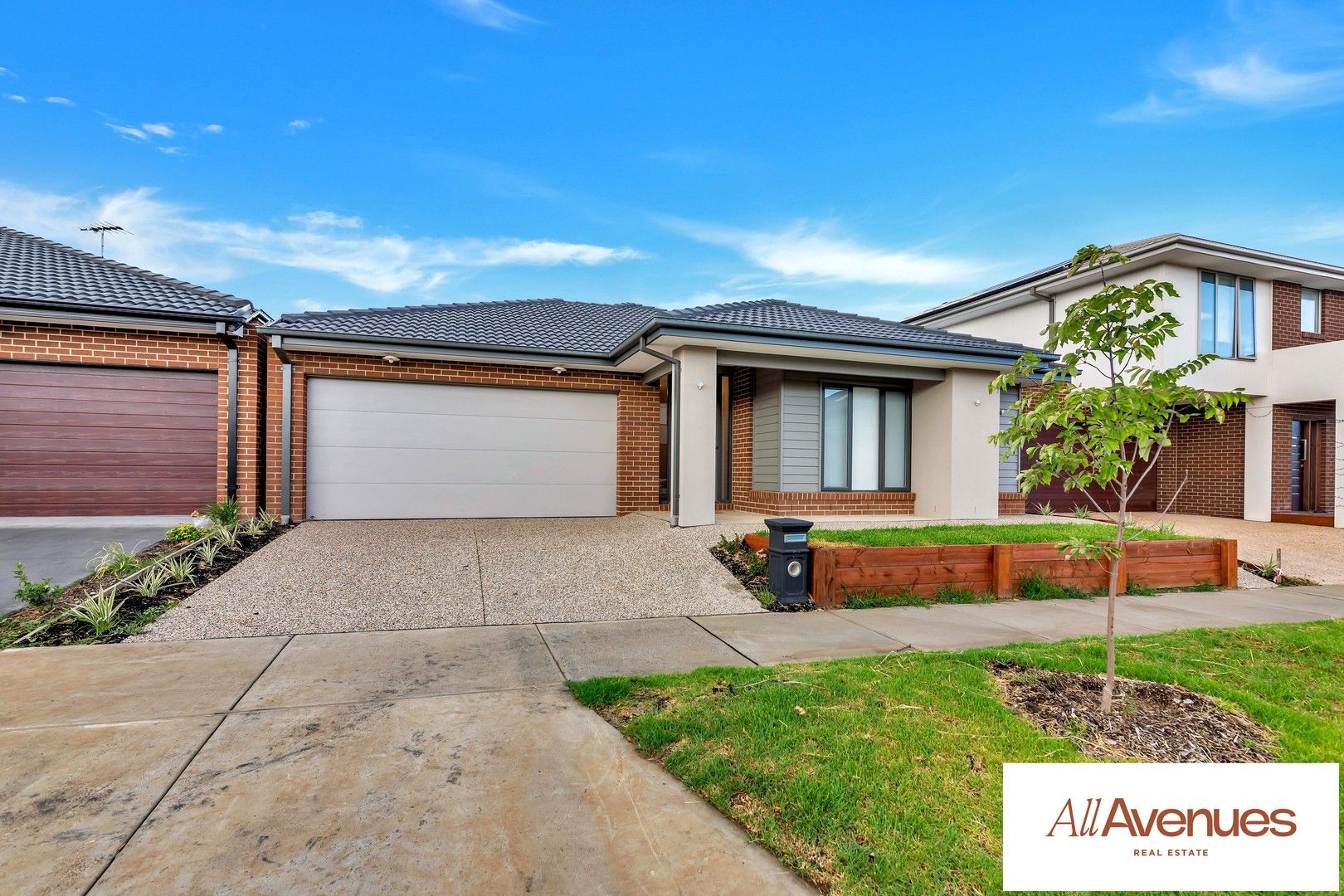 4 bedrooms House in 52 Marlborough Road BERWICK VIC, 3806