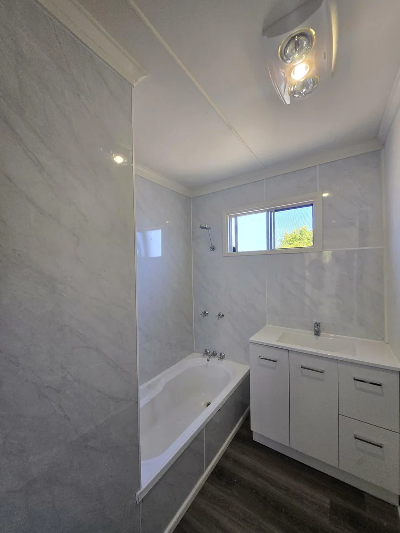 Additional image 8 of 16 Shirley St, Moura QLD 4718