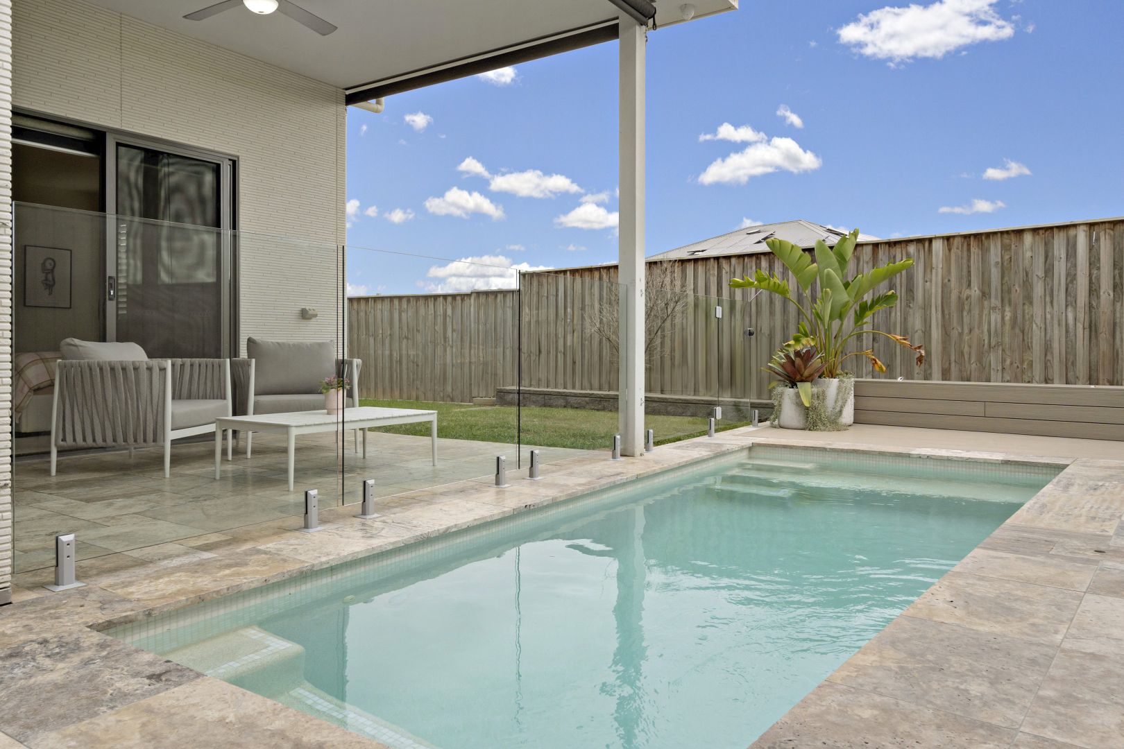 25 Brewerton Close, Gledswood Hills NSW 2557, Image 1