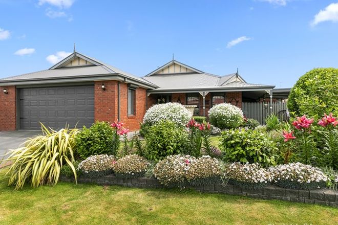Picture of 8 Woodford Place, KORUMBURRA VIC 3950