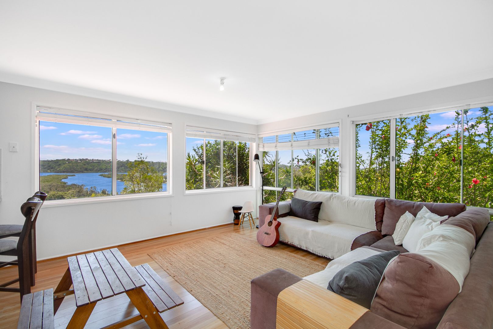 37 Lakeview Parade, Tweed Heads South NSW 2486, Image 2