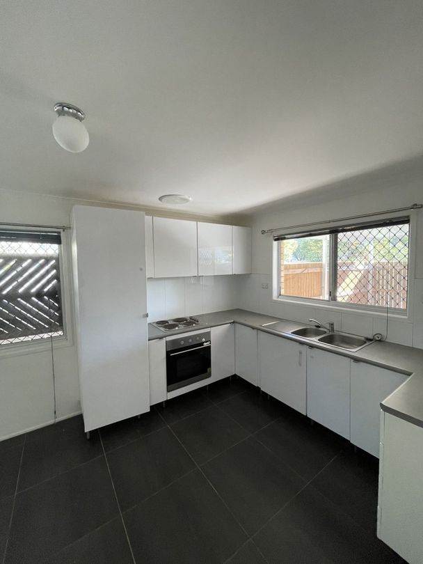 3 bedrooms House in 10 Domnick Street CABOOLTURE SOUTH QLD, 4510