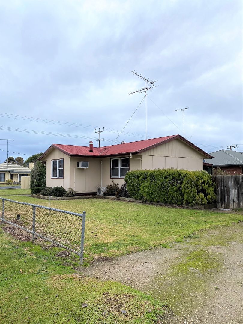 2 Shanks Street, Penola SA 5277, Image 2