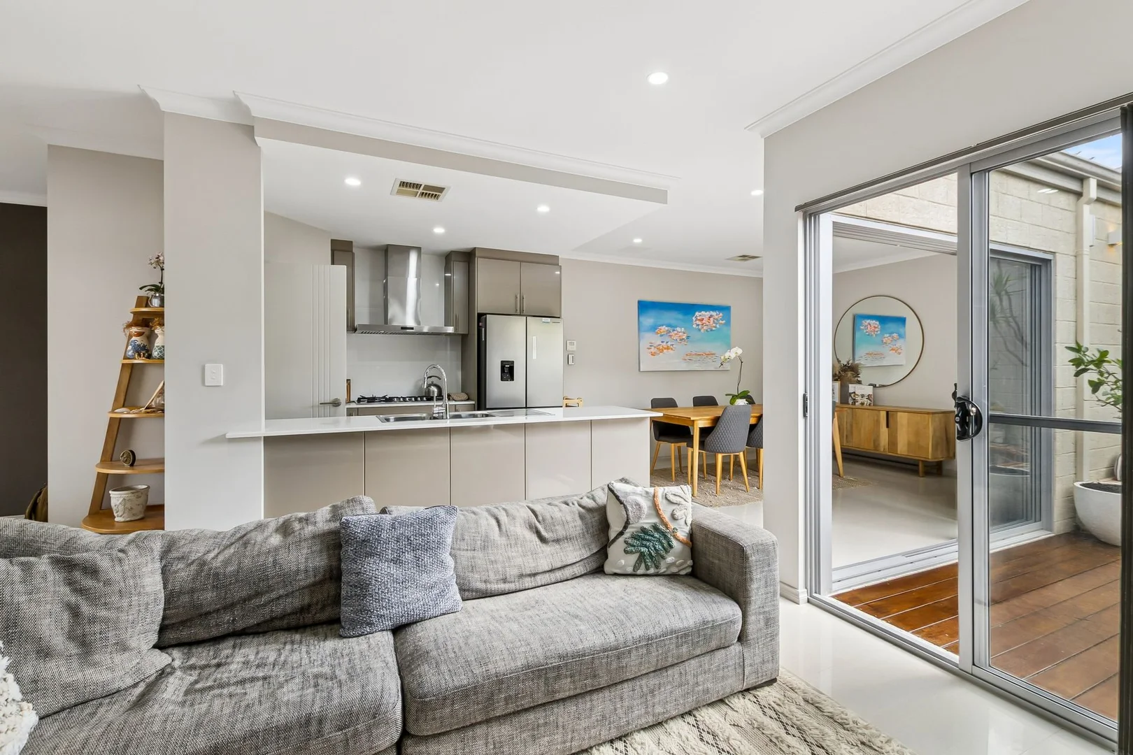 Additional image 5 of 2/8 Hove Court, Nollamara WA 6061