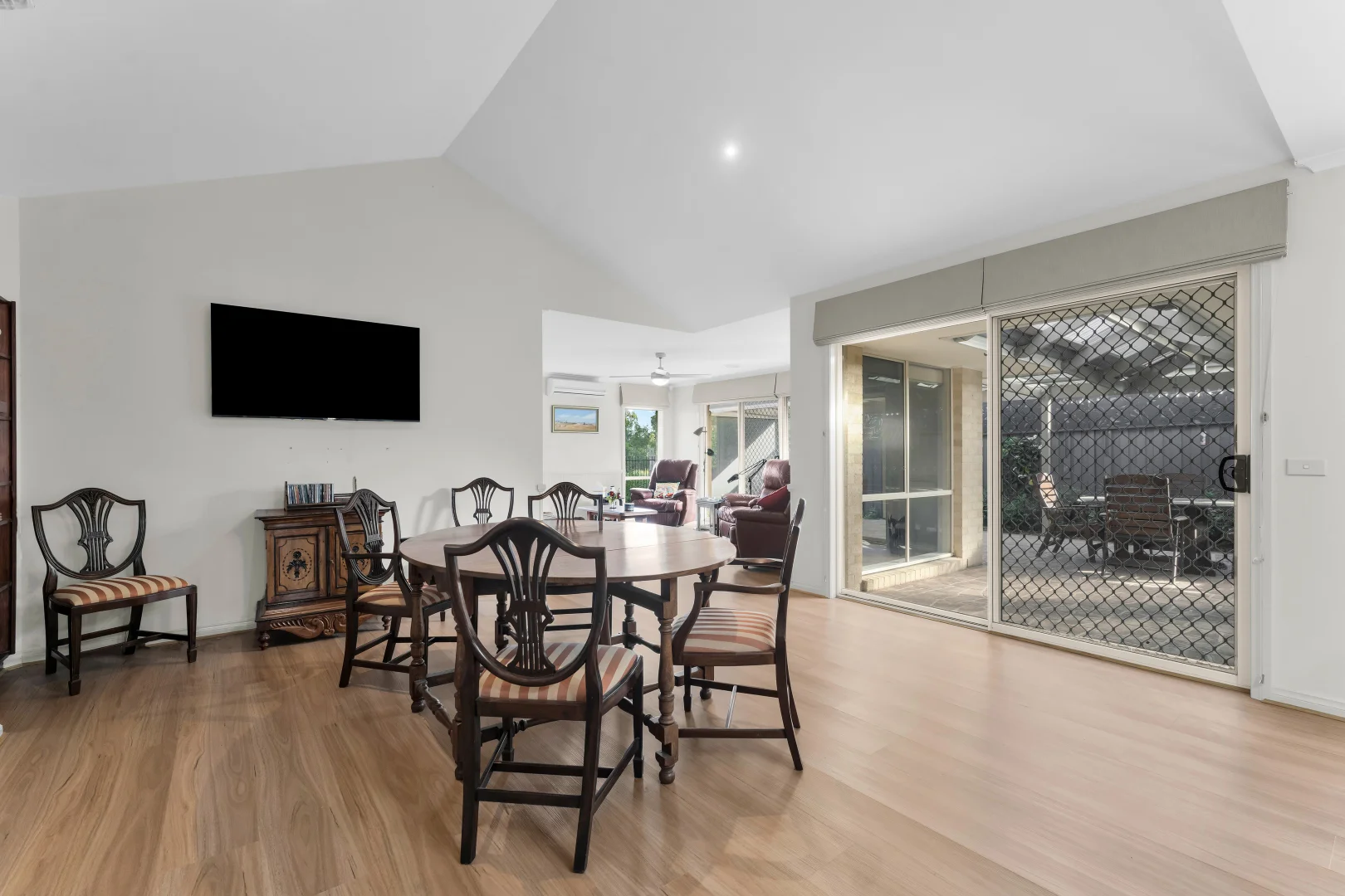 Additional image 5 of 4 Feathery Grove, Sandhurst VIC 3977