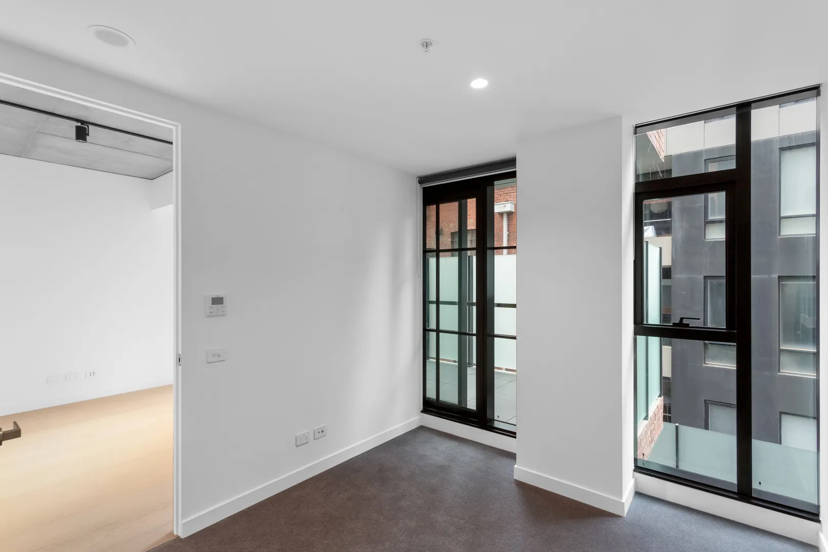 Apartment in Collingwood - View 5