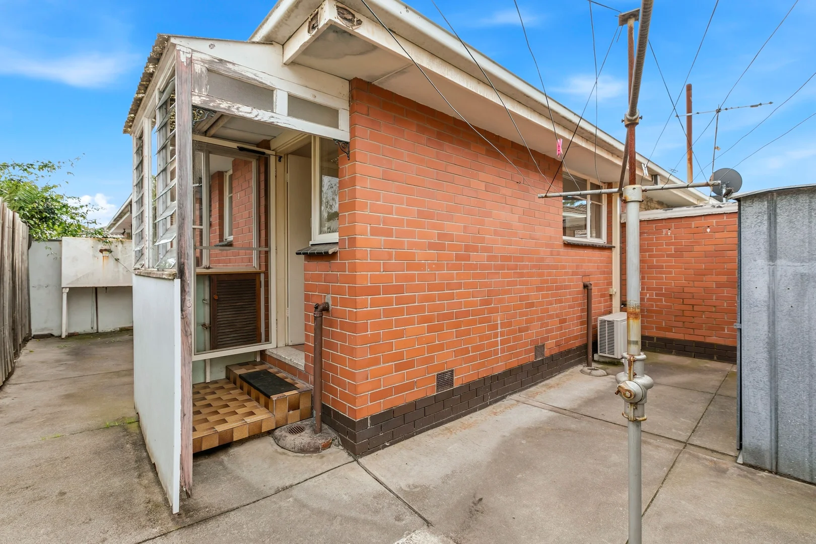Additional image 9 of 2/53 Elizabeth Street, Newport VIC 3015