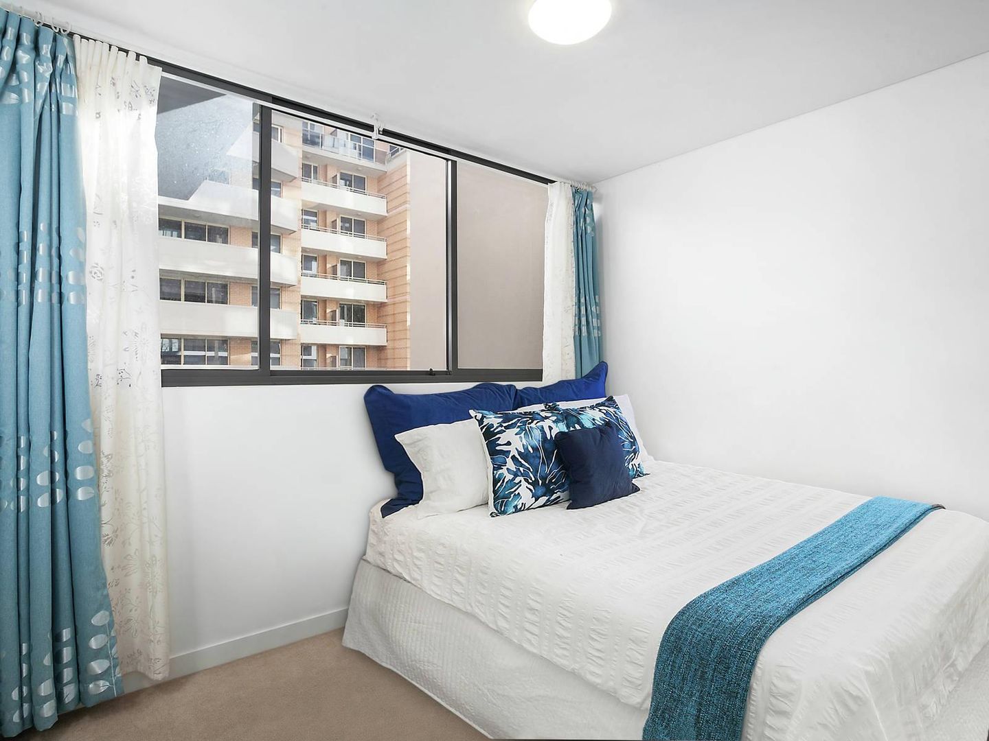 211/135 Pacific Highway, Hornsby NSW 2077, Image 2