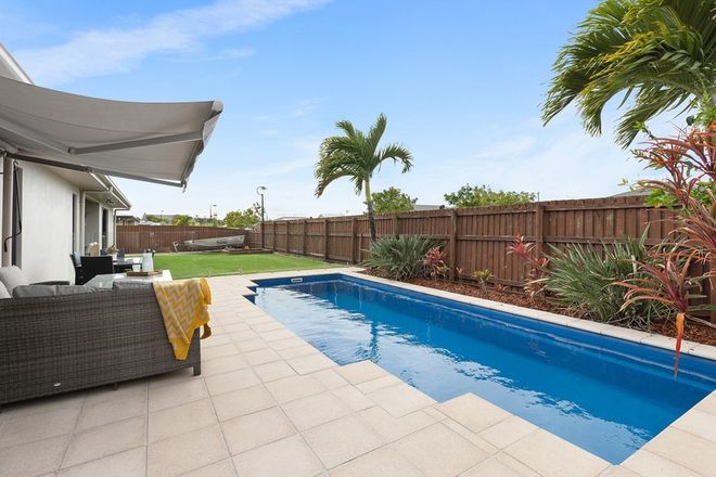 Picture of 15 Lancaster Way, OORALEA QLD 4740