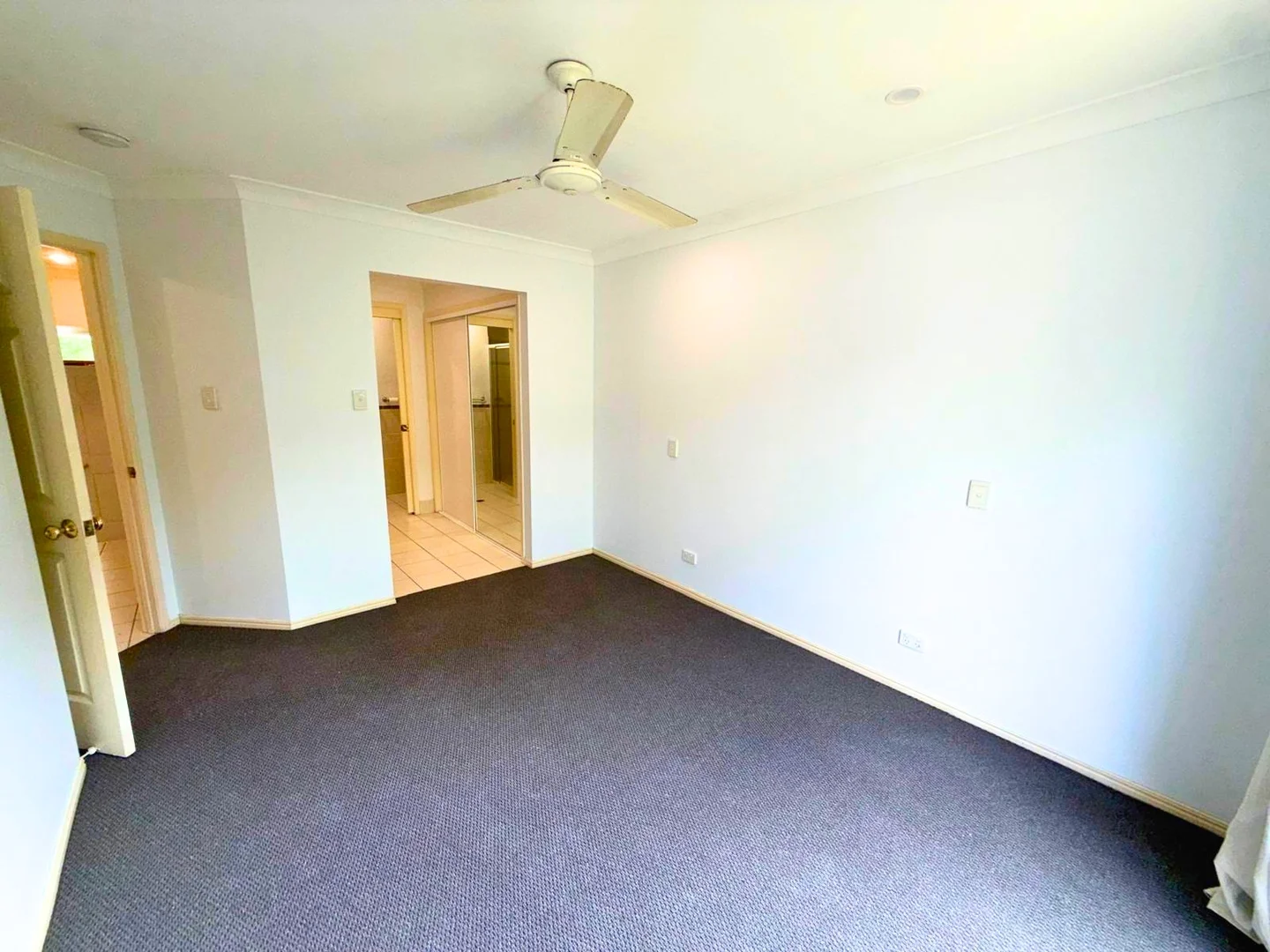 Additional image 25 of 5/4 Ranier Crescent, Varsity Lakes QLD 4227