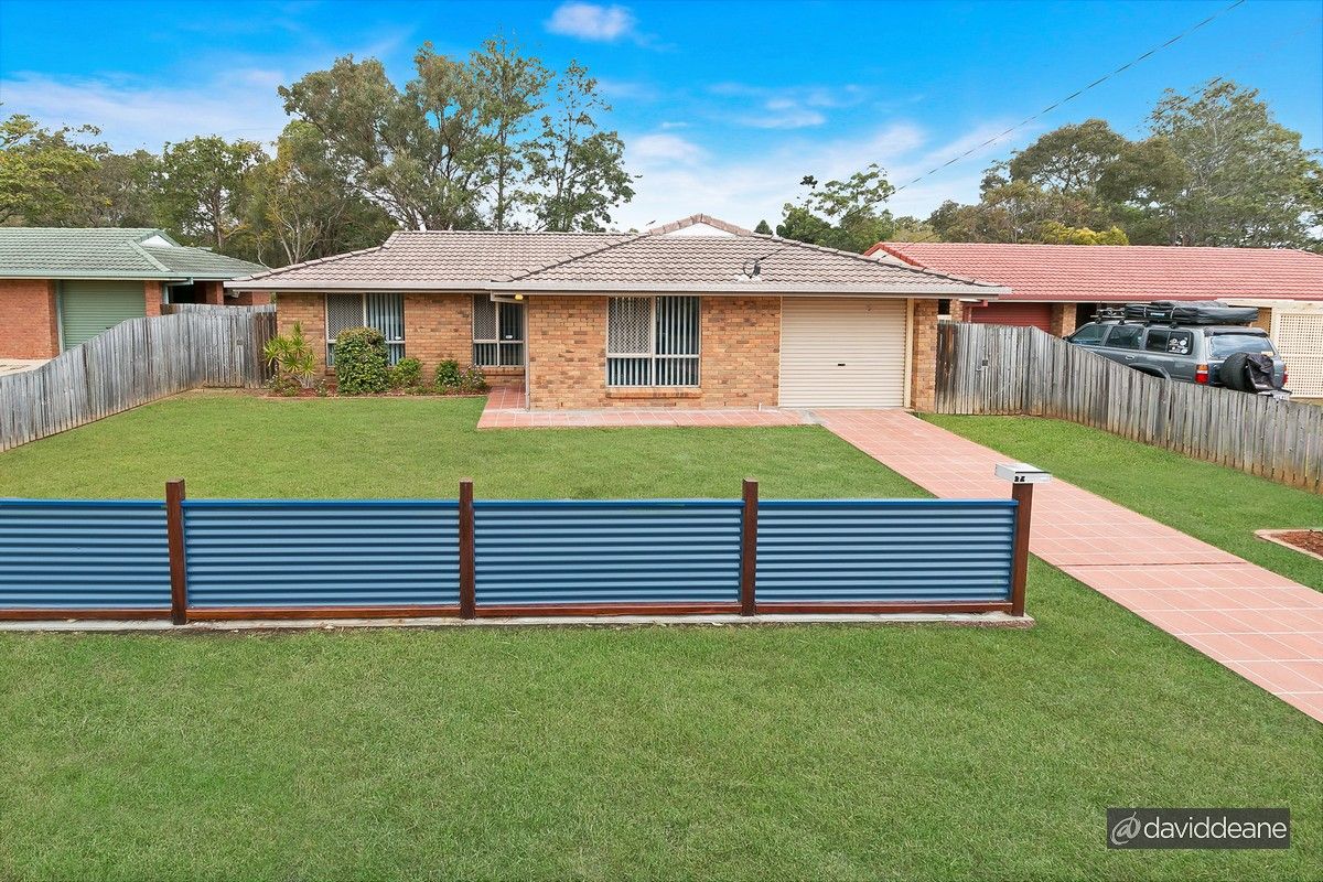 3 bedrooms House in 7 Slack Court LAWNTON QLD, 4501