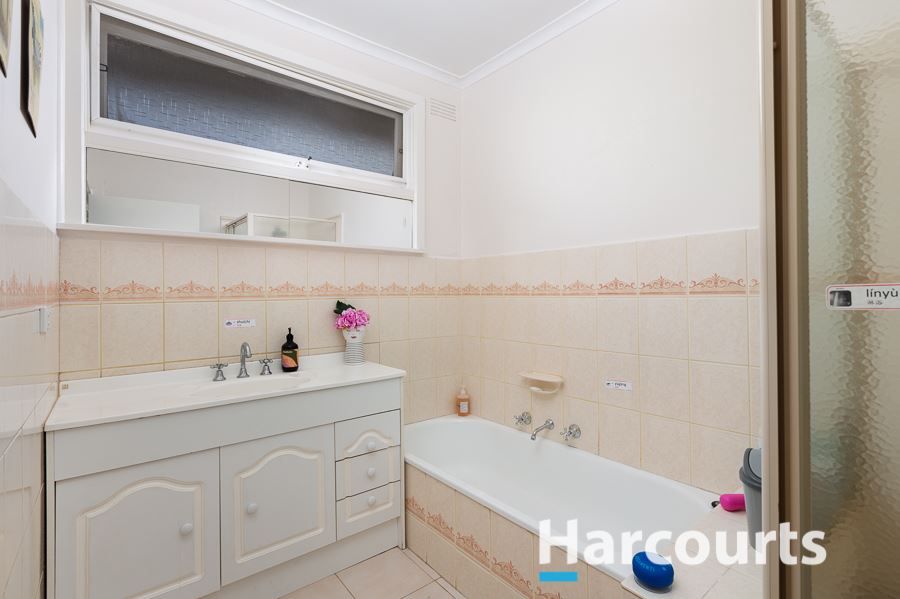 10 Tarwin Court, Dandenong North VIC 3175, Image 2