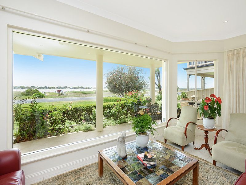 77 Captain Sturt Parade, Hindmarsh Island SA 5214, Image 1