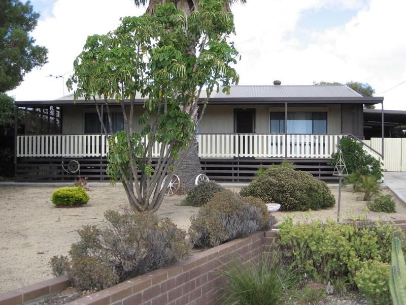 4 Tim Court, Rogues Point SA 5571, Image 0