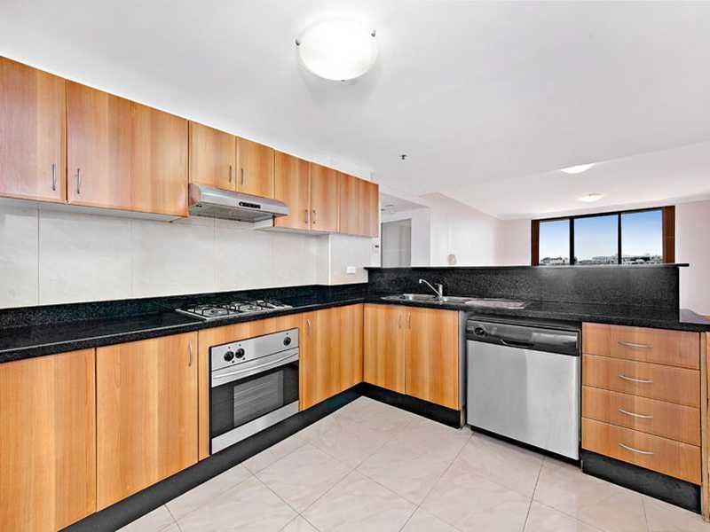 1 bedrooms Apartment / Unit / Flat in 197/1-3 Beresford Rd STRATHFIELD NSW, 2135